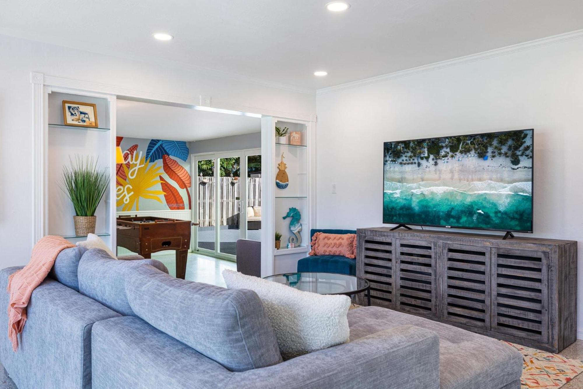 Trendy 3-Bedroom Villa With Saltwater Pool And Yard Fort Lauderdale Ngoại thất bức ảnh